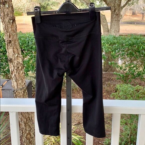 The Class by Taryn Toomey Legging Tights - Picture 3 of 5